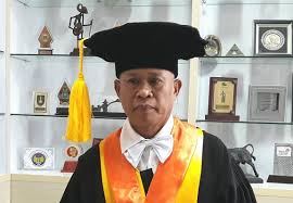 Prof. Dr. Mahendra Wijaya M.Si